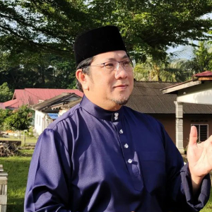 Azadan Rabbani Kena Jumpa Doktor Dek Persiapan Raya Mengejut