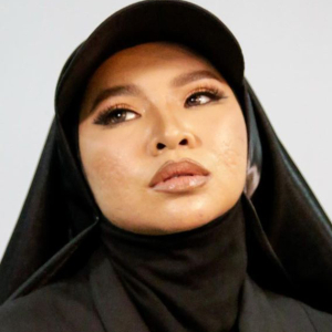 Aina Abdul Gementar Ramai Selebriti Terkenal Bakal Hadiri Konsert Solo