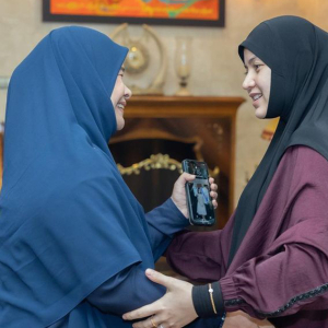 Lisa Surihani Rasa Nak Pengsan Dapat Jumpa Nora Ariffin