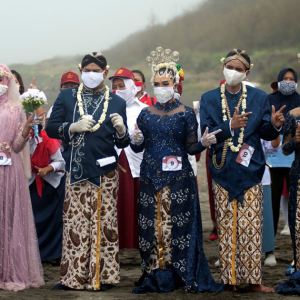 Kerajaan Tolak Permohonan Nikah Beza Agama