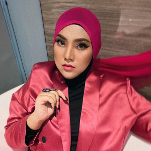 Ah, Risau! Pening Shila Amzah Bila Nenek Dah Selalu Minta Bawa Balik Kekasih Baru