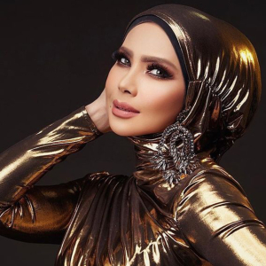 Dok Tanya Kenapa Tak Jual Mahal Sebab Artis, Korang Nak Ke Che Ta Jual Inai RM29?