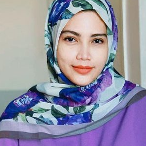 "Aurat Tak Tutup Sempurna, Kalau Sakit Lagi Menyampah Nak Tolong Doa,"- Elyana Dikutuk Tak Sedar Diri Bila Dah Sembuh