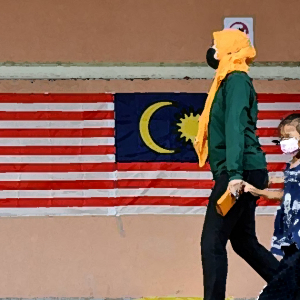 Kerajaan Nafi Arah Sekolah Lukis Potret 'Negarawan Johor'