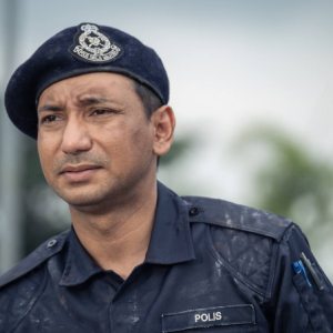 Zizan Razak Tak Boleh Buat Kelakar Atau Salah Cakap Masa Pakai Uniform Polis