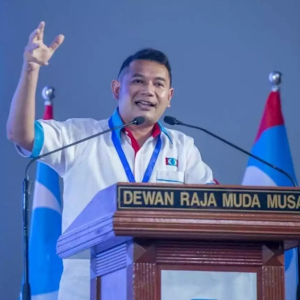 Telefon Dirampas, Rafizi Disiasat Kerana Memfitnah