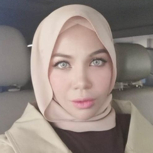 Wanita 'Tebuan' Ugut Nak Sebar Gambar Bogel Dr Erin, Siap Nak Bongkar Punca Cerai Banyak Kali