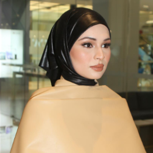 "Mampos Nak Jawab Kat Sana,"-Izara Aishah  Bengang Netizen Banding-Bandingkan Neelofa Dan Fazura