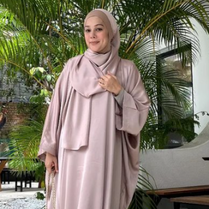 Sharifah Shahirah Sebak, Lelaki Mengaku Tak Jadi Bunuh Diri Selepas Dengar Celotehnya Di Radio