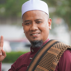 Faizal Ismail Lulus Permohonan Tauliah JAIS, Senang Nak Bagi Ceramah Selepas Ini