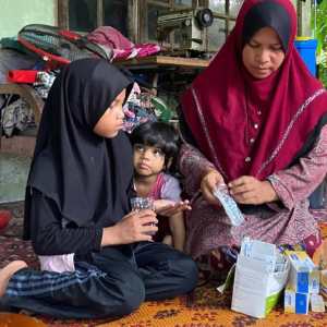 Anak Sakit Buah Pinggang Telan19 Pil Sehari- Ibu 8 Lapan Anak Tumpang Rumah Abang, Suami Sakit Saraf Tak Mampu Kerja Berat