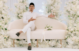 Ramai Tak Keruan Tengok Mk K-Clique Duduk Atas Pelamin, Berangan Nak Duduk Sebelah