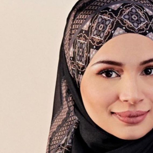 "Si Bangang Ni Tiba-tiba Je..." - Izara Aishah Bergaduh Dengan Netizen