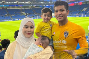 Anak Eyra Hazali Merengek-Rengek Nak Lagi, Tok Mat Bagi Gift Lion Dua Kali Di Tiktok Live