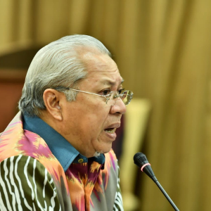 Annuar Musa Dakwa Wujud Konspirasi Kelirukan Agong Pilih PM