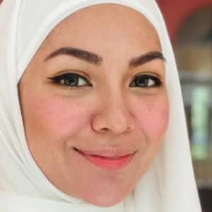 Nad Zainal Perlu Jalani Rawatan Buah Pinggang, Netizen Syak Sebab Makan Ubat Kurus