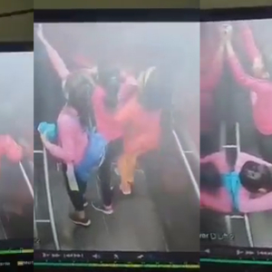 3 Kanak-kanak Perempuan Panik Terperangkap Dalam Lif