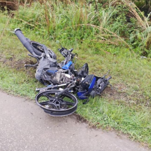 Tak Lepas Potong Lori, Lelaki Naik Motor Maut Bertembung Dengan Kereta Lain