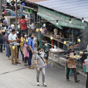 "Pengotor, Sombong, Ketegaq" Hairan Kenapa Orang Ramai Masih Pergi Makan Kedai Roti Canai Glamour Di Penang?