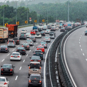 Shah Alam-Sungai Besar, Bentong-Putrajaya, Klang-Melaka, Ramai Rakyat Malaysia Kongsi Ulang-Alik Kerja Lebih 300 Km Sehari