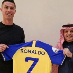 Rumah Pertama Ronaldo Di Arab Saudi 2 Tingkat, Ada 17 Bilik, Telan Belanja RM1.33 Juta Sebulan