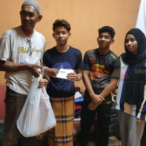 Abang Sanggup Tak Ambil SPM Ulangan, Jadi Pelayan Kedai Nak Bagi Makan Adik-Adik "Harap Mereka Masuk U"