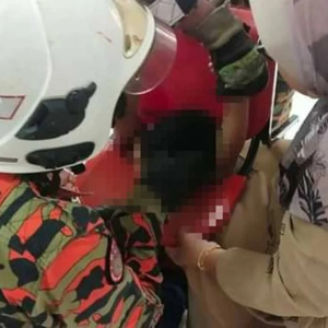 Bomba Datang Tadika, Keluarkan Kepala Budak Tersepit Kerusi