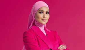 Nana Mahazan Kecil Hati, Artis Dianggap Tidak Layak Berada Dalam Kelompok Orang Berilmu Dan Beriman