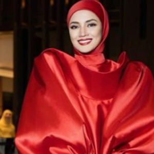 Reaksi Fazura Bila Selalu Dikaitkan Dengan Neelofa Memang Sempoi "Coolnya, Langsung Tak Melatah, Beauty With Class!"