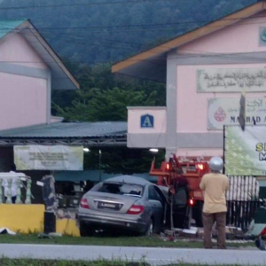 Polis Sahkan Pemandu Rempuh Tembok Sekolah Di Chemor Tak Mabuk