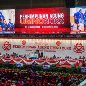 Parti Lain Dah Sibuk Bekerja, Umno Masih Berbalah