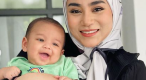 Uyaina Arshad Sedih Tak Ada Rezeki Bagi Susu Badan- Anak Alami Tongie-Tie, Tak Boleh Hisap