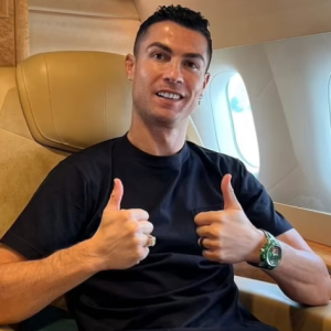 Cristiano Ronaldo Dihadiahkan Jam Tangan RM3.3 Juta Kerana Berpindah Ke Arab Saudi