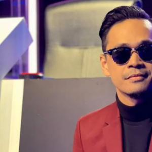 Lah Ahmad Menangis Kenang Siti Sarah Dan Adibah Noor