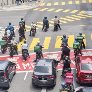 Pakar Syor Konsep 'Blue Lane' Di Jalan Utama, Asing Laluan Kereta & Motosikal