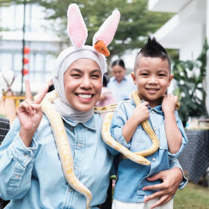 'Hantar Sekolah Paling Mahal Sekali Pun Kalau Ibu Bapa Gagal...' - Betty Rahmad