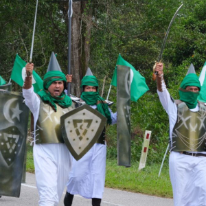 Tak Wajar Berarak Guna Simbol Keagamaan, Polis Siasat Perarakan Himpit Bawa 'Senjata'