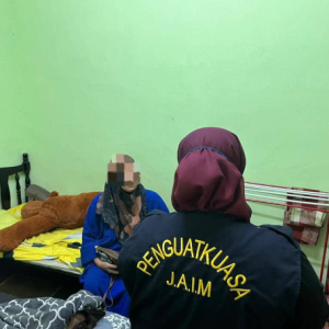 Pegawai Gomen Dicekup Khalwat Dengan Janda Anak 11, Bagi Alasan Anggap Macam Kakak Je