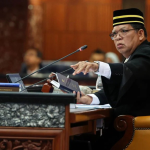 Kalau Tahu Bertugas, Datanglah Awal Elak Pintu Masuk Parlimen Sesak - Speaker