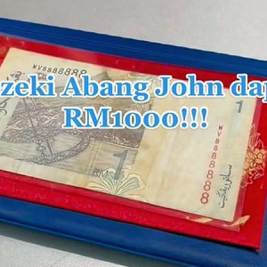 Lelaki Jual Wang Kertas RM1 Pada Harga RM1000