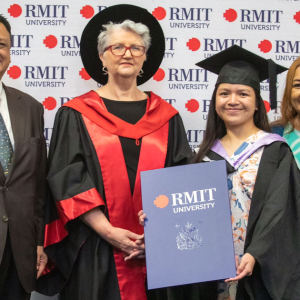 Puteri Kedua Raja Muda Perlis Terima Ijazah RMIT Di Melbourne