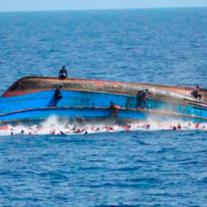 12 Wanita, 7 Kanak-kanak Maut Bot Terbalik Di Laut Merah