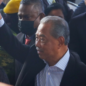 Muhyiddin Yassin Didakwa Terima Suapan RM232.5 Juta, Ubah Wang Haram RM195 Juta