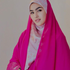 "Kalau nak kahwin muda," - Elfira Loy
