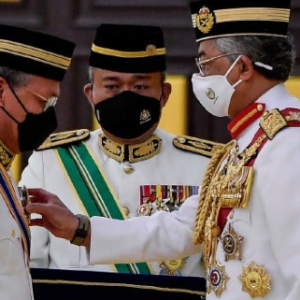 Ada Yang Dah Terpedaya, Lelaki Kantoi Jual Gelaran Palsu Datuk Seri Dari Dari Istana Selangor Berharga RM600 Ribu