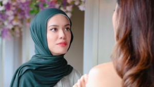 Tunggang Langgang Bacaaan Solat Julia Farhana, Takut Sebab Surau Awam Selalunya Gelap Dan Terpencil