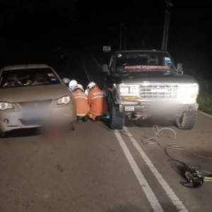 Tiba-tiba Kereta Rasa Berat Lalu Jalan Gelap, Rupanya Ada Mayat Bawah Kereta