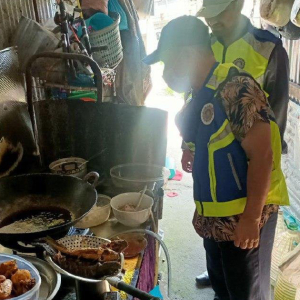 Di Kelantan Lagi, Peniaga 'Terpaksa' Jual Nasi Kepada Kaki Ponteng Puasa