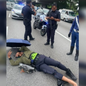 Anggota Polis Cedera Dilanggar Lari Proton Saga