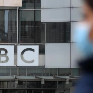 BBC Minta Twitter Padam Label 'Media Dibiayai Kerajaan'